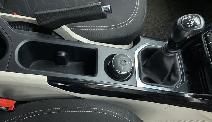 2021 Tata NEXON XZ DIESEL, Diesel, Manual, 66,613 km, Gear Lever