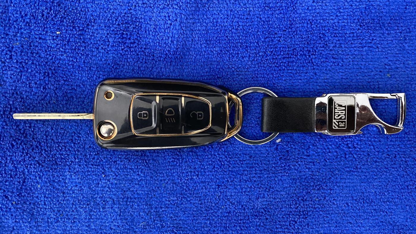 2021 Tata NEXON XZ DIESEL, Diesel, Manual, 66,613 km, Key Close Up
