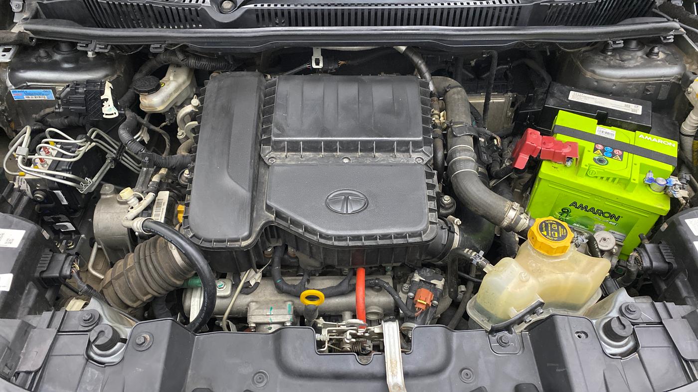 2021 Tata NEXON XZ DIESEL, Diesel, Manual, 66,613 km, Open Bonet
