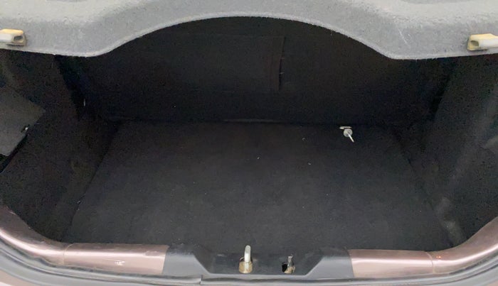 2017 Tata Tiago XZA PETROL, Petrol, Automatic, 20,525 km, Boot Inside
