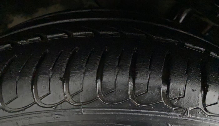 2017 Tata Tiago XZA PETROL, Petrol, Automatic, 20,525 km, Right Rear Tyre Tread