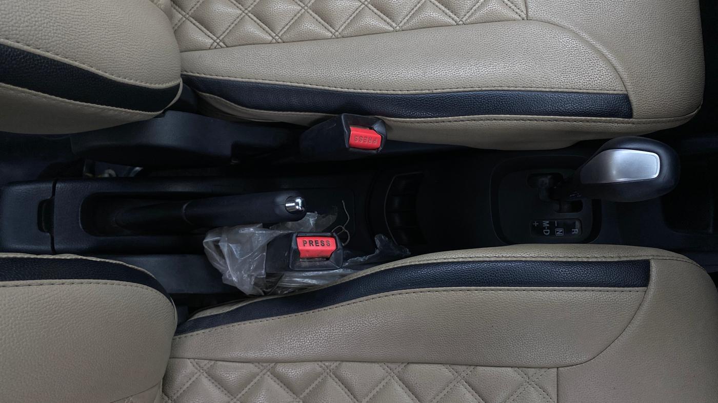 2018 Maruti Wagon R 1.0 VXI (O) AMT, Petrol, Automatic, 91,765 km, Gear Lever