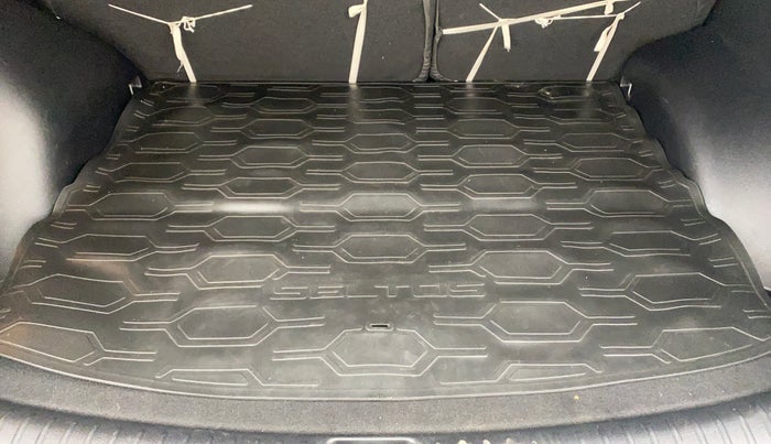 2020 KIA SELTOS HTX 1.5 PETROL, Petrol, Manual, 11,669 km, Boot Inside