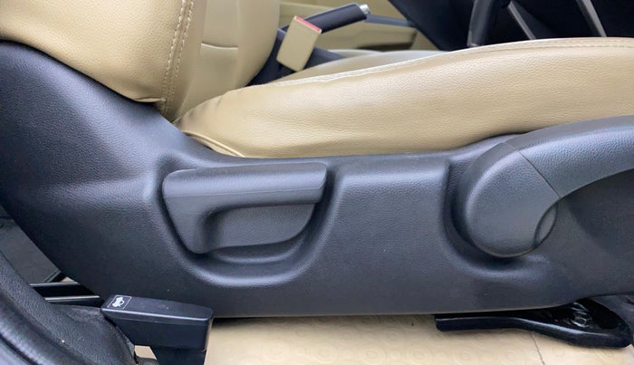 2017 Honda City 1.5L I-VTE V CVT, Petrol, Automatic, 54,045 km, Driver Side Adjustment Panel