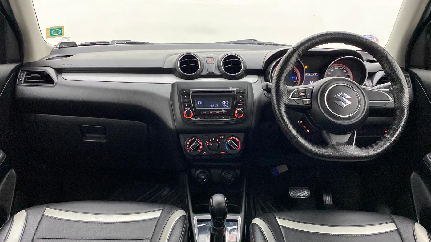 2019 Maruti Swift VXI AMT D, Petrol, Automatic, 21,688 km, Dashboard