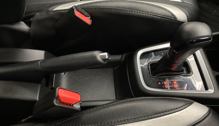 2019 Maruti Swift VXI AMT D, Petrol, Automatic, 21,688 km, Gear Lever