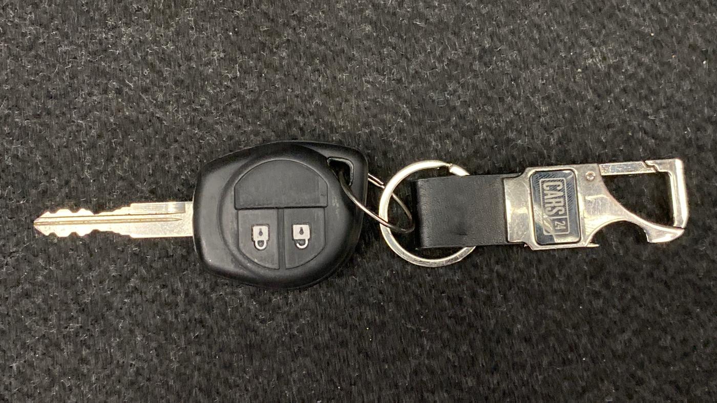 2019 Maruti Swift VXI AMT D, Petrol, Automatic, 21,688 km, Key Close Up