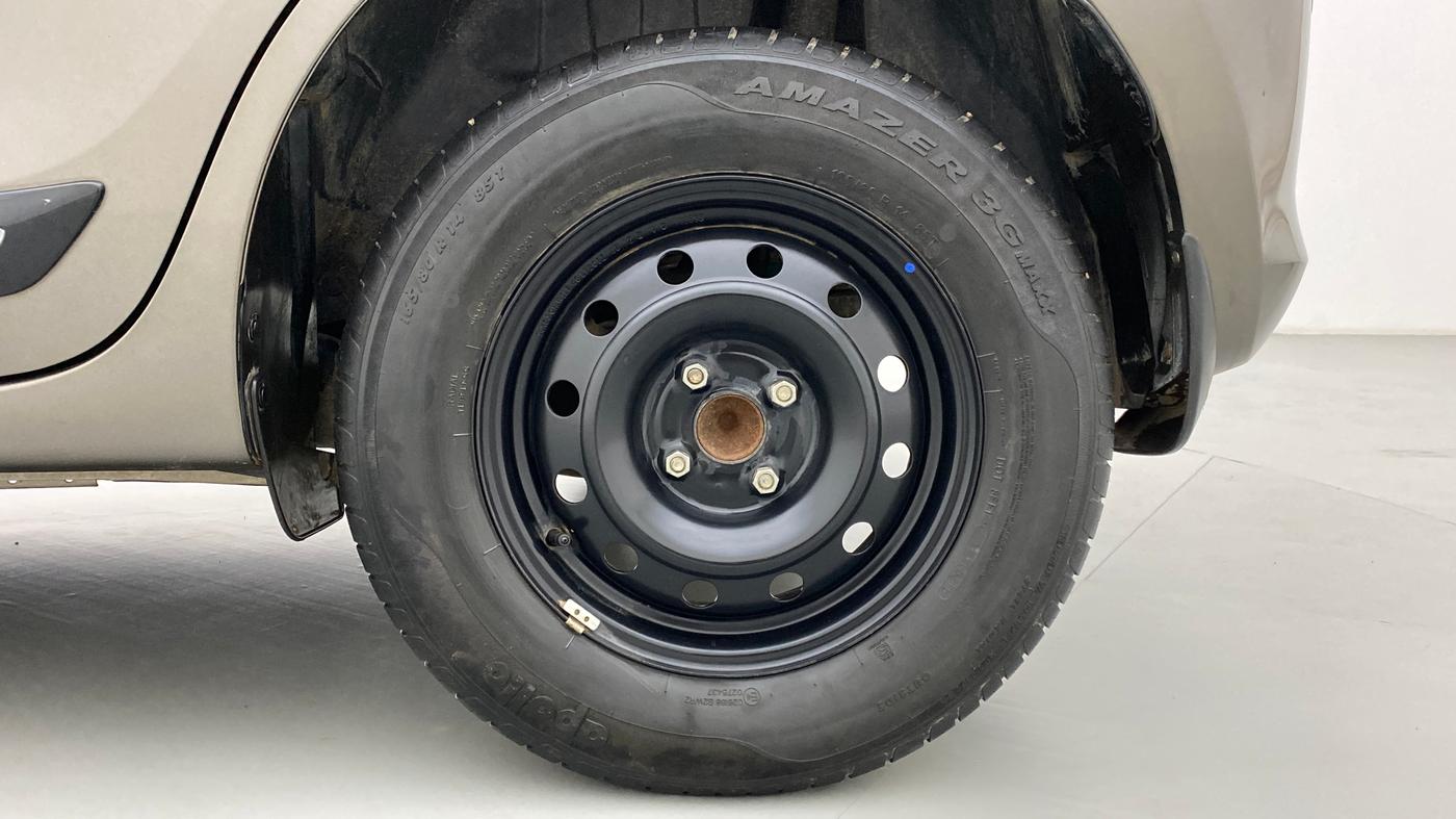 2019 Maruti Swift VXI AMT D, Petrol, Automatic, 21,688 km, Left Rear Wheel