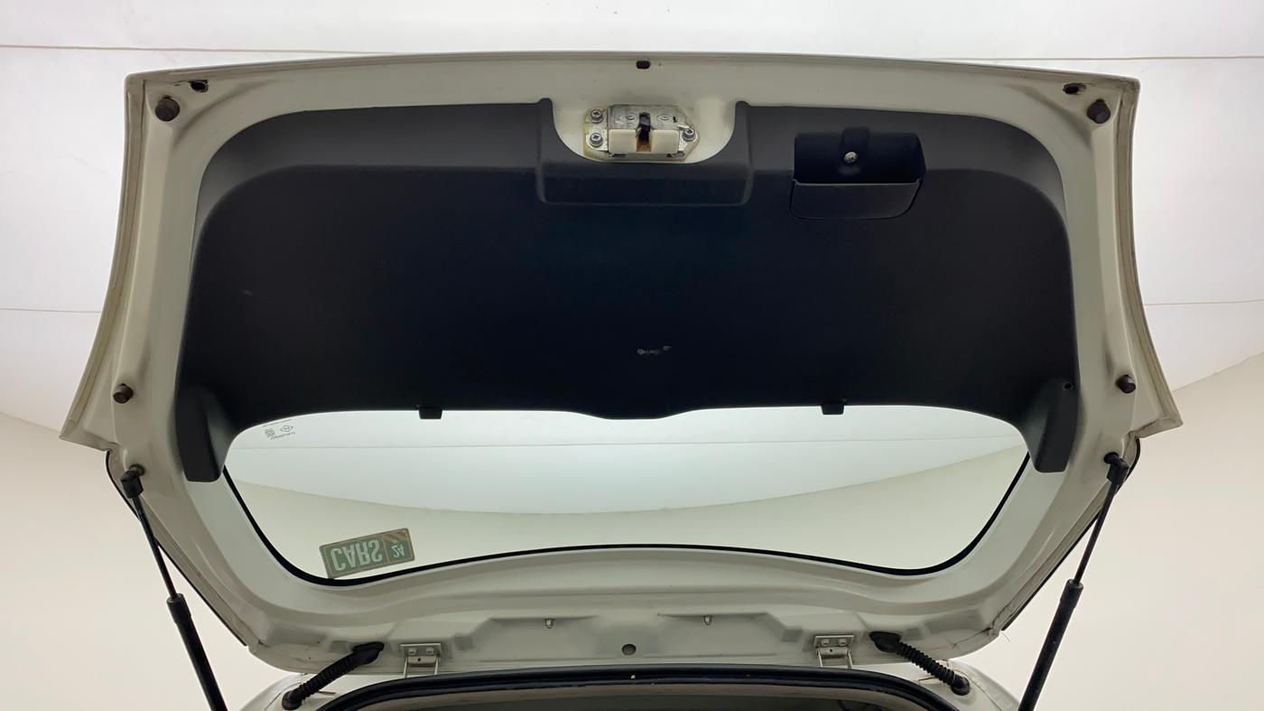 2010 Maruti Swift LXI, Petrol, Manual, 70,437 km, Boot Door Open