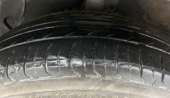 2015 Hyundai Grand i10 MAGNA 1.2 KAPPA VTVT, Petrol, Manual, 56,717 km, Left Front Tyre Tread