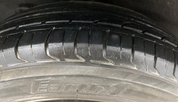 2015 Hyundai Grand i10 MAGNA 1.2 KAPPA VTVT, Petrol, Manual, 56,717 km, Right Rear Tyre Tread