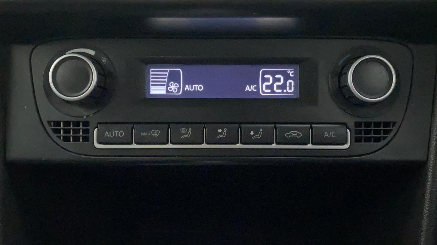 2015 Volkswagen Vento COMFORTLINE 1.2 TSI AT, Petrol, Automatic, 49,705 km, Automatic Climate Control