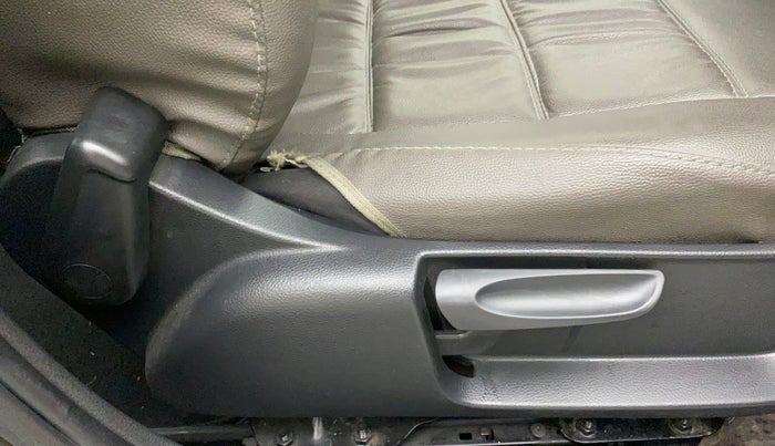 2015 Volkswagen Vento COMFORTLINE 1.2 TSI AT, Petrol, Automatic, 49,705 km, Driver Side Adjustment Panel