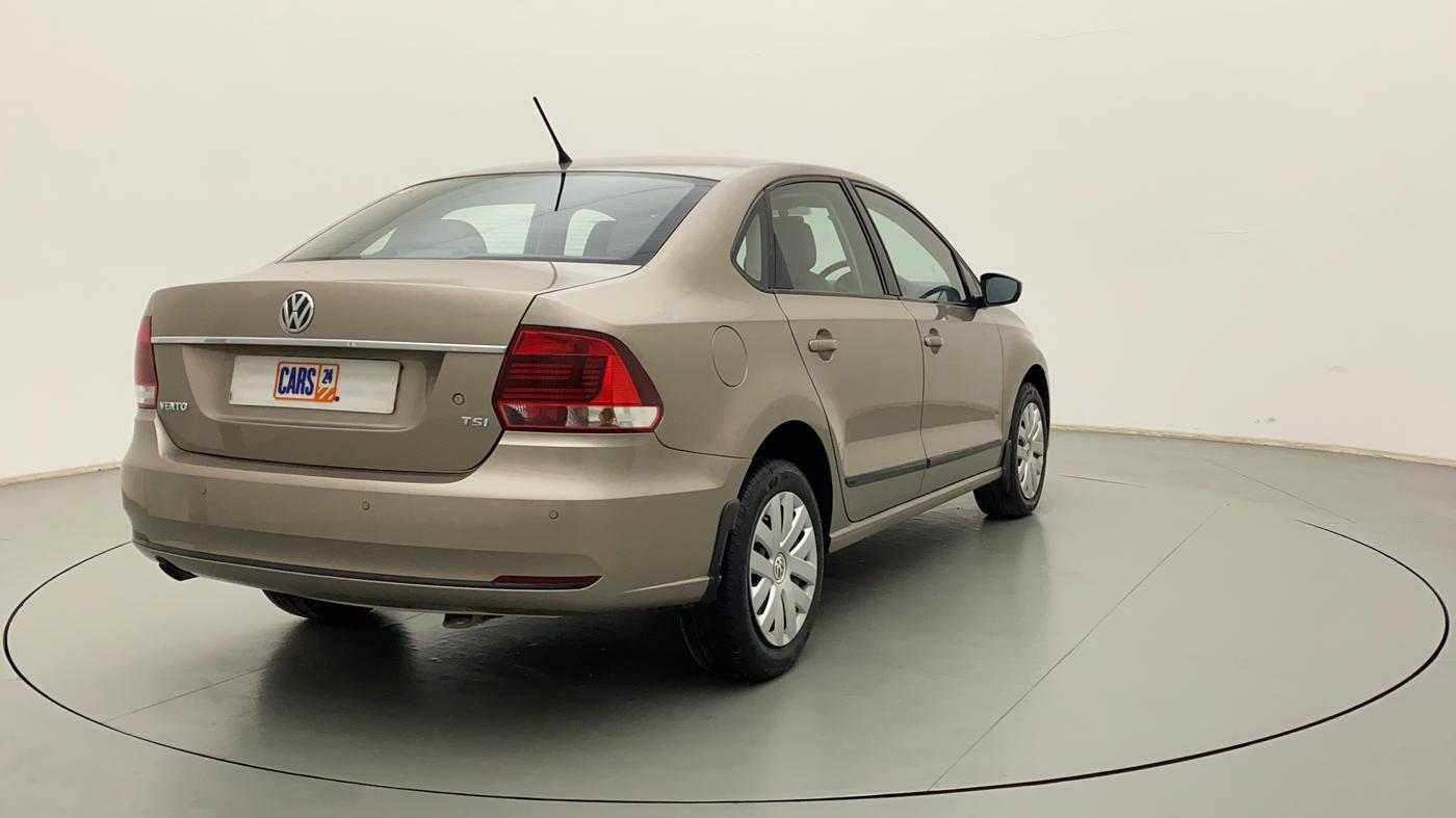 2015 Volkswagen Vento COMFORTLINE 1.2 TSI AT, Petrol, Automatic, 49,705 km, Right Back Diagonal