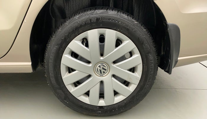 2015 Volkswagen Vento COMFORTLINE 1.2 TSI AT, Petrol, Automatic, 49,705 km, Left Rear Wheel