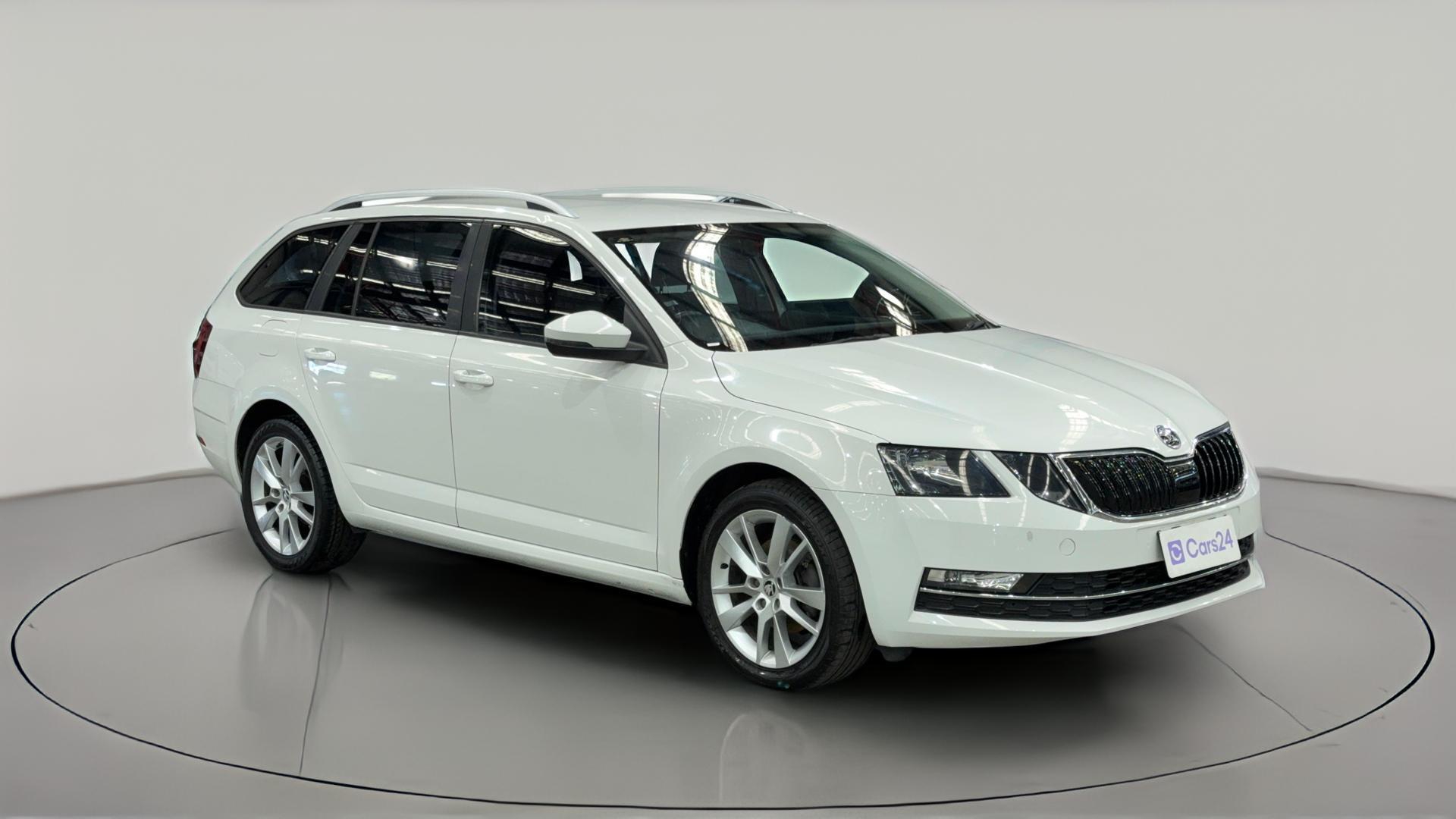 SKODA Octavia image