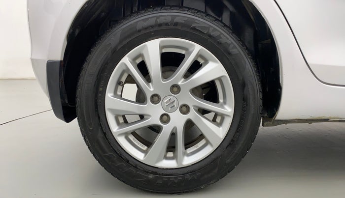 2014 Maruti Swift ZXI, Petrol, Manual, 69,445 km, Right Rear Wheel