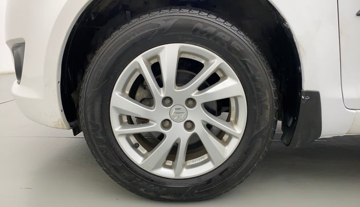 2014 Maruti Swift ZXI, Petrol, Manual, 69,445 km, Left Front Wheel