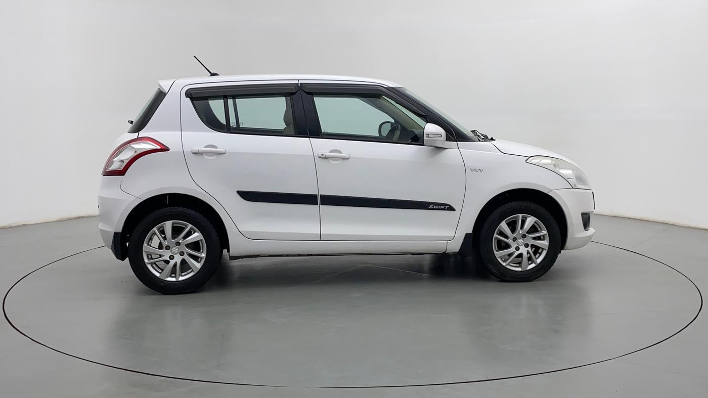 2014 Maruti Swift ZXI, Petrol, Manual, 69,445 km, Right Side