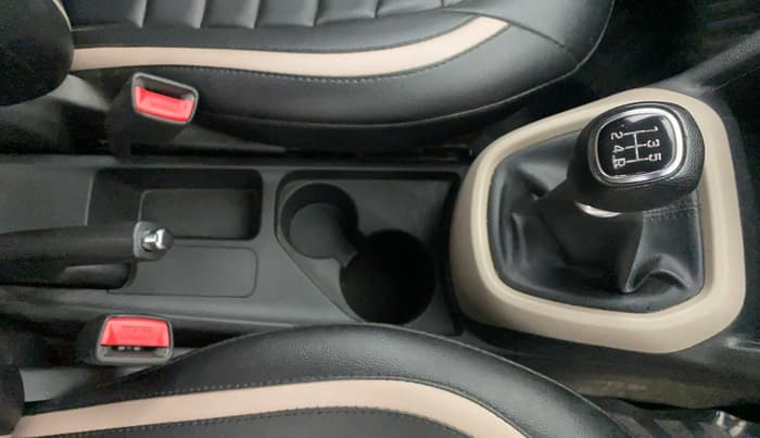 2019 Hyundai Grand i10 SPORTZ 1.2 KAPPA VTVT, Petrol, Manual, 37,642 km, Gear Lever