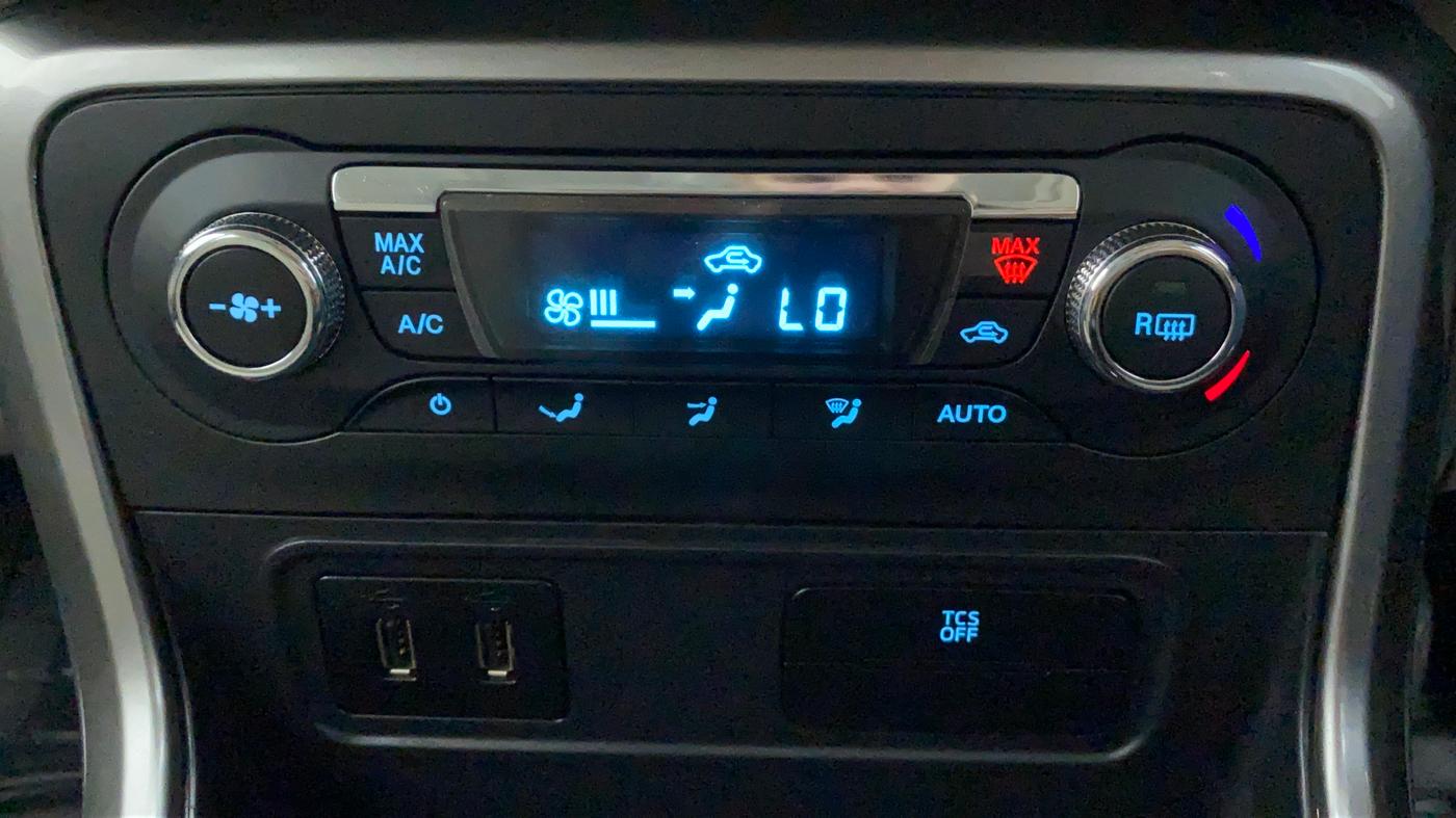 2021 Ford Ecosport TITANIUM PLUS 1.5 TI VCT MT, Petrol, Manual, 3,543 km, Automatic Climate Control