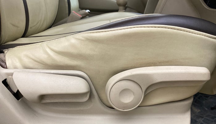 2015 Maruti Swift Dzire ZXI, Petrol, Manual, 71,348 km, Driver Side Adjustment Panel