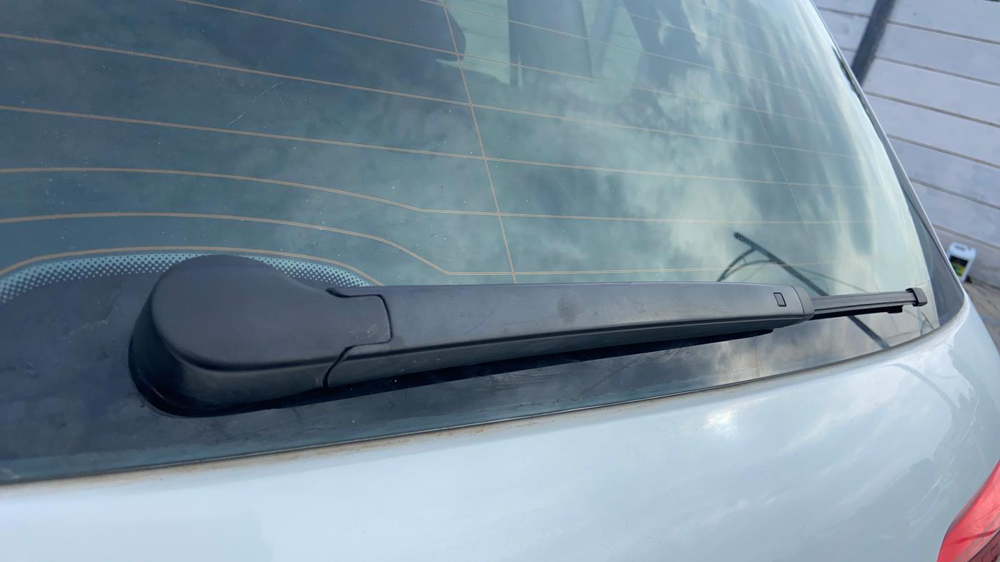 2019 Volkswagen TIGUAN COMFORTLINE TDI AT, Diesel, Automatic, 1,11,225 km, Rear Wiper