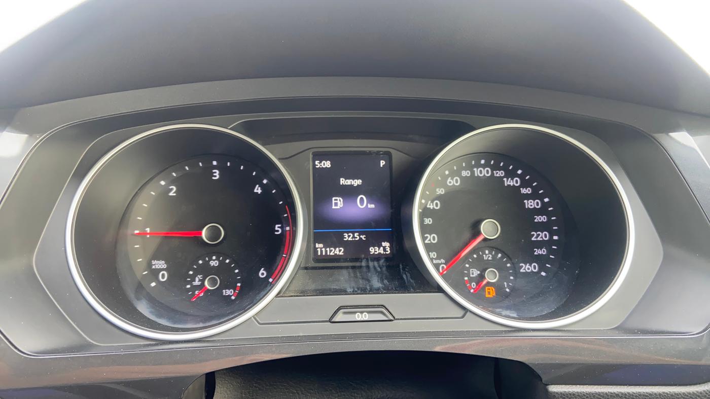 2019 Volkswagen TIGUAN COMFORTLINE TDI AT, Diesel, Automatic, 1,11,225 km, Odometer Image