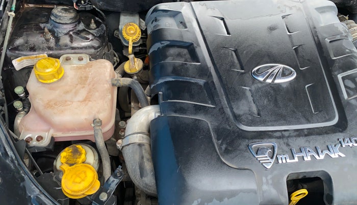 2014 Mahindra XUV500 W8, Diesel, Manual, 83,252 km, Engine View - Right