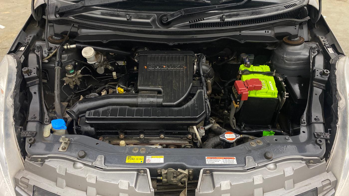 2014 Maruti Swift VXI, Petrol, Manual, 34,531 km, Engine View