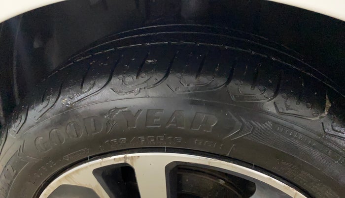 2022 Tata ALTROZ XZ PLUS PETROL, Petrol, Manual, 46,471 km, Left Front Tyre Tread