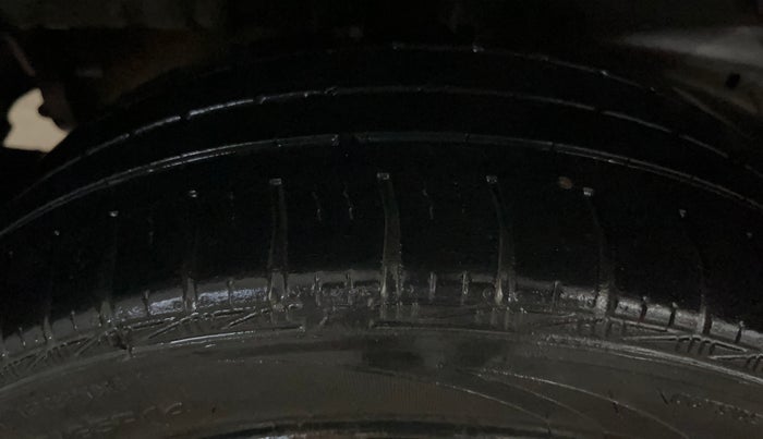 2018 Tata Tiago XT PETROL, Petrol, Manual, 69,939 km, Right Rear Tyre Tread