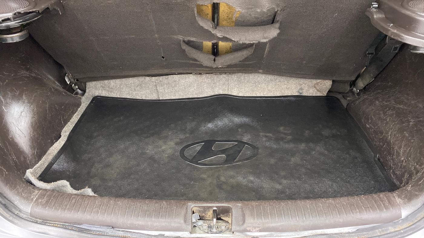 2013 Hyundai Santro Xing GL PLUS, Petrol, Manual, 77,272 km, Boot Inside