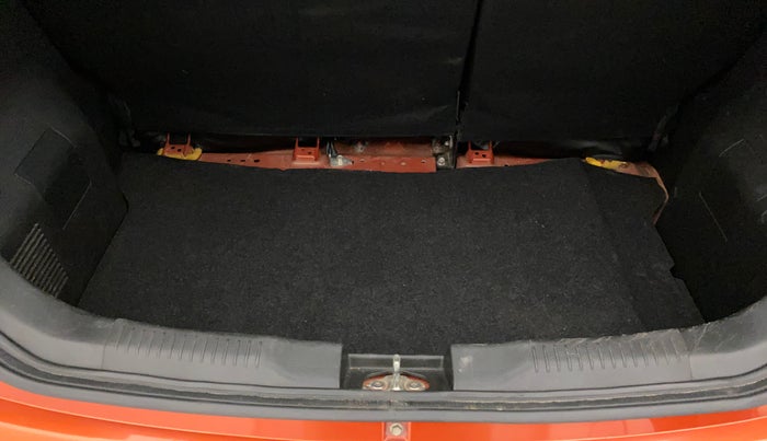 2020 Maruti IGNIS ALPHA 1.2, Petrol, Manual, 34,703 km, Boot Inside