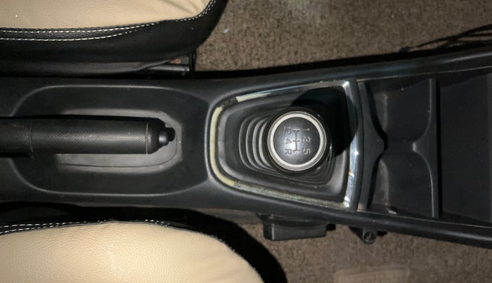 2019 Honda Amaze 1.2L I-VTEC S, CNG, Manual, 42,505 km, Gear Lever