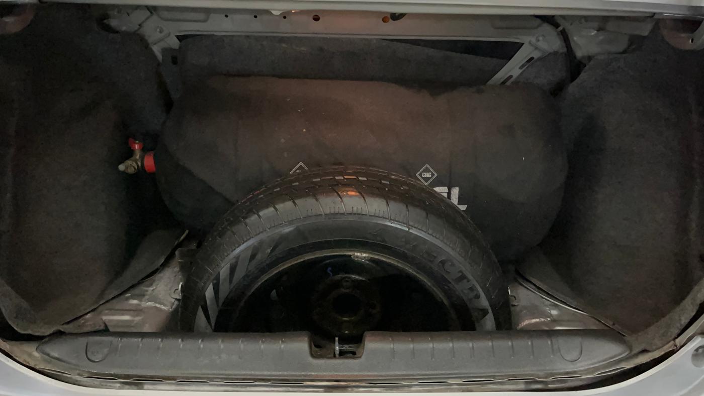 2019 Honda Amaze 1.2L I-VTEC S, CNG, Manual, 42,575 km, Boot Inside