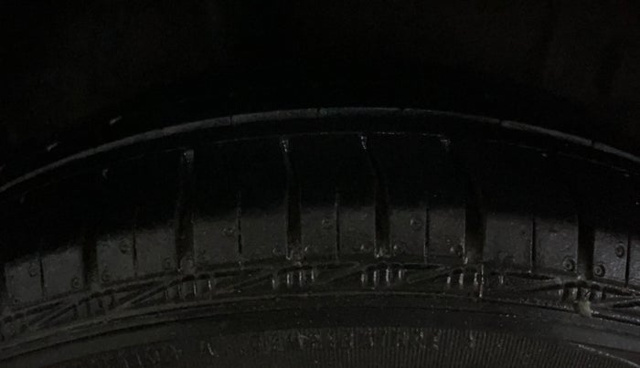 2019 Honda Amaze 1.2L I-VTEC S, CNG, Manual, 42,505 km, Right Rear Tyre Tread