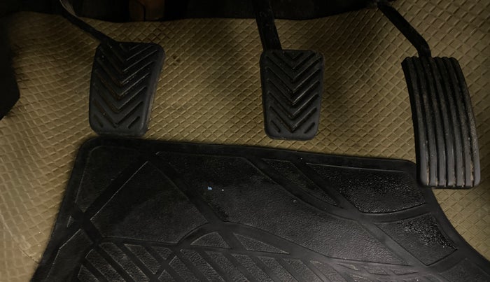 2013 Hyundai Eon MAGNA +, Petrol, Manual, 48,123 km, Pedals