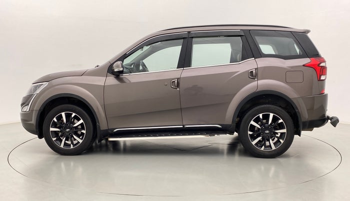 2018 Mahindra XUV500 W11 (O), Diesel, Manual, 47,339 km, Left Side