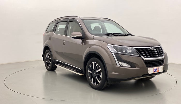 2018 Mahindra XUV500 W11 (O), Diesel, Manual, 47,339 km, Right Front Diagonal