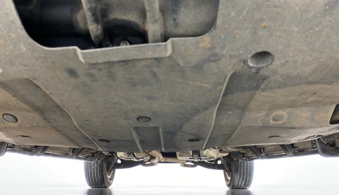 2018 Mahindra XUV500 W11 (O), Diesel, Manual, 47,339 km, Front Underbody