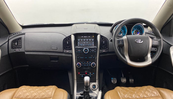 2018 Mahindra XUV500 W11 (O), Diesel, Manual, 47,339 km, Dashboard