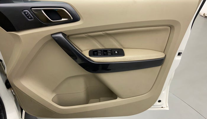 2018 Ford Endeavour 2.2l 4X2 AT Titanium, Diesel, Automatic, 76,800 km, Driver Side Door Panels Control