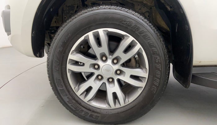 2018 Ford Endeavour 2.2l 4X2 AT Titanium, Diesel, Automatic, 76,800 km, Left Front Wheel