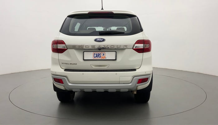 2018 Ford Endeavour 2.2l 4X2 AT Titanium, Diesel, Automatic, 76,800 km, Back/Rear