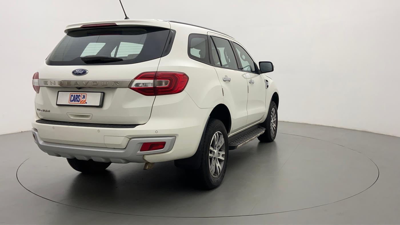2018 Ford Endeavour 2.2l 4X2 AT Titanium, Diesel, Automatic, 76,800 km, Right Back Diagonal