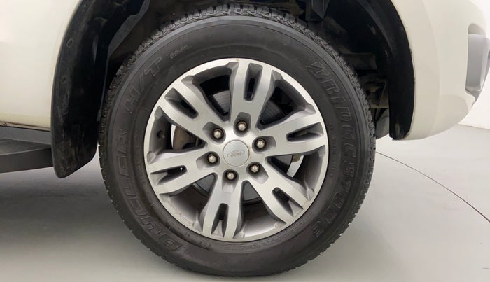 2018 Ford Endeavour 2.2l 4X2 AT Titanium, Diesel, Automatic, 76,800 km, Right Front Wheel