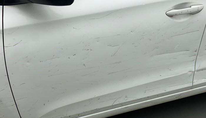 2017 Hyundai Elite i20 MAGNA EXECUTIVE 1.2, Petrol, Manual, 45,436 km, Front passenger door - Slightly dented