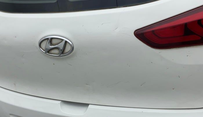 2017 Hyundai Elite i20 MAGNA EXECUTIVE 1.2, Petrol, Manual, 45,436 km, Dicky (Boot door) - Slightly dented
