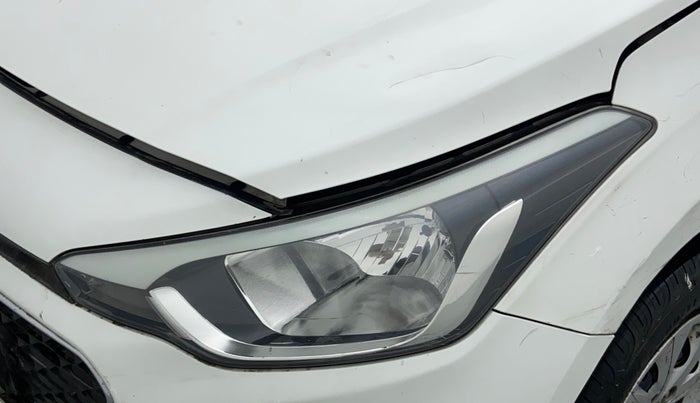 2017 Hyundai Elite i20 MAGNA EXECUTIVE 1.2, Petrol, Manual, 45,436 km, Left headlight - Minor scratches